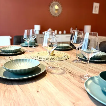 L'escapade Des Domes - Proche De La Gare - Garage - Jaccuzi