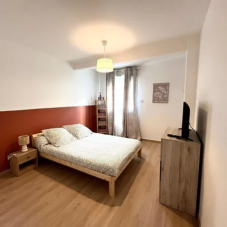 L'escapade Des Domes - Proche De La Gare - Garage - Jaccuzi *