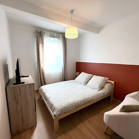 L'escapade Des Domes - Proche De La Gare - Garage - Billard Apartment *